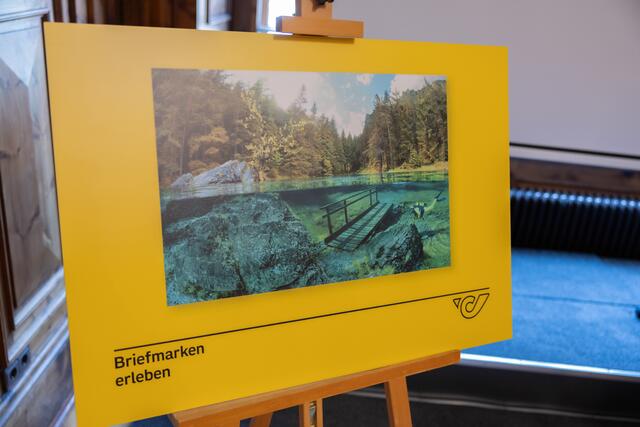 Die neue österreichische Sonderbriefmarke zeigt eine Aufnahme des Grünen Sees in Tragöß - St. Katharein des Fotografen Heinz Toperczer. | Foto: Österreichische Post AG