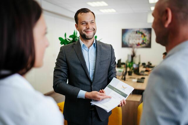 Beim VFI Center werden Entscheidungen gemeinsam auf Augenhöhe getroffen. | Foto: Henry Welisch Photography