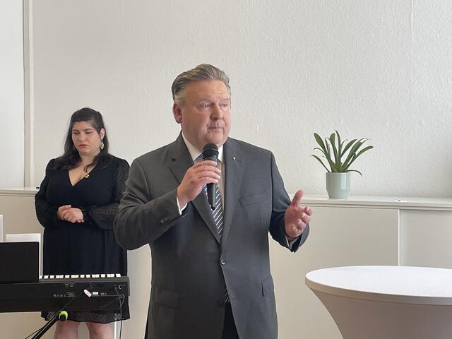 Bürgermeister Michael Ludwig (SPÖ) beschreibt eine tiefe Verbundenheit mit Israel nach dem Terroranschlag vom 7. Oktober 2023. | Foto: Johannes Reiterits