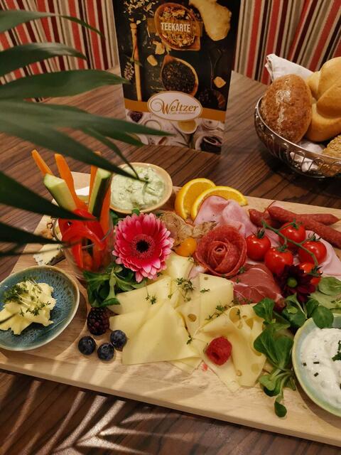 Genuss für alle Sinne: Das Frühstücksangebot im Café Weltzer an den Standorten Eferding und Aschach an der Donau ist ein wahrer Augen- und Gaumenschmaus. | Foto: Café Weltzer