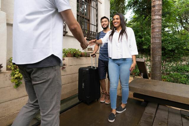 Im kommenden Jahr sucht das AFS Österreich erneut aufgeschlossene und herzliche Gastfamilien in Tirol. | Foto: Canva