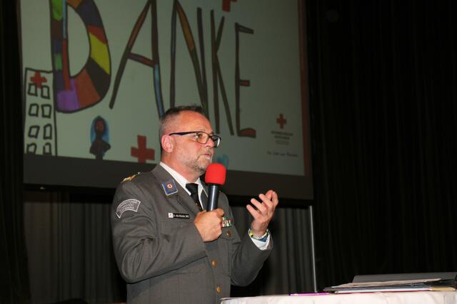 Bezirksgeschäftsführer Aldo Striccher präsentierte den Jahresbericht 2023. | Foto: Cescutti