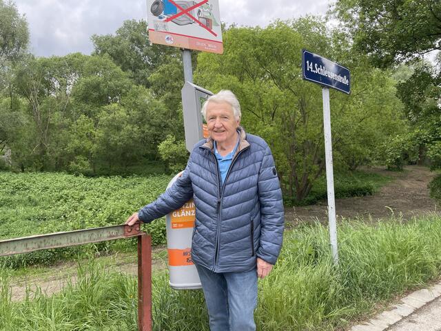 Franz Lung wohnt bereits seit 1978 in Penzing und sieht gern im Bezirk nach dem Rechten. | Foto: Marlene Graupner/rmw