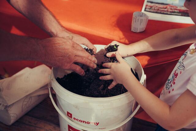 Auch für die Kleinsten gibt es ein Programm. Sie lernen alles, was sie bezüglich Landwirtschaft wissen sollten. | Foto: Alex Gotter