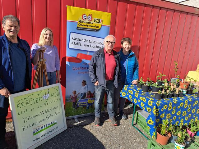 Bürgermeister Franz Wagner, Claudia Schramm, Alfred Stummer und Judith Bauer, v. l.  | Foto: Foto: Studener