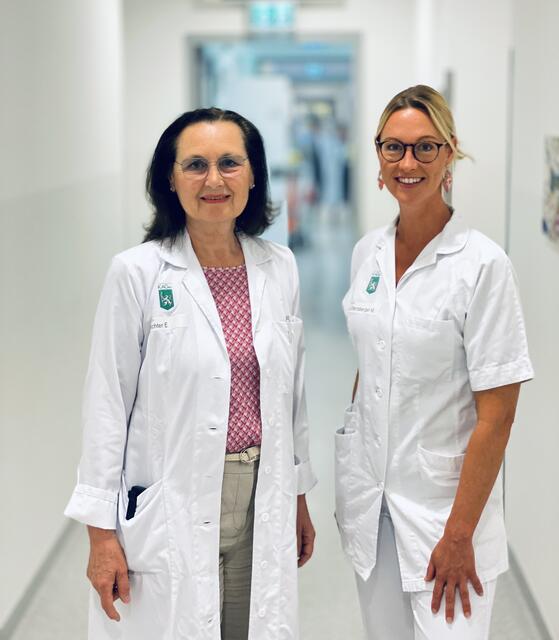 Oberärztin Erika Richter und Diplom-Gesundheits- und Krankenpflegerin Magdalena Lottersberger kennen Sorgen und Ängste der Eltern. | Foto: Privat