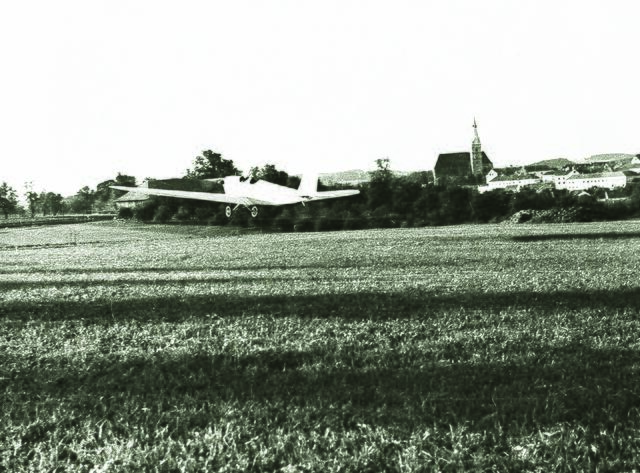 Die Haager Grothe-Wiese als Start- und Landebahn. | Foto: Grabner