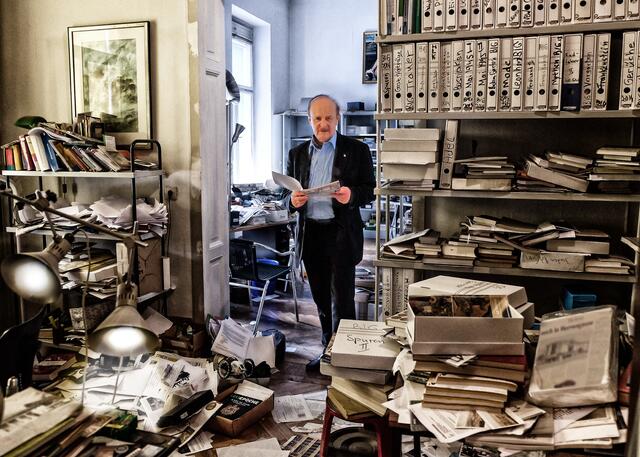 Der Stadthistoriker Karl Albrecht Kubinzky liefert wöchentlich historische Bilder aus Graz aus seiner umfangreichen Sammlung. | Foto: Langhans Fürstenfeld