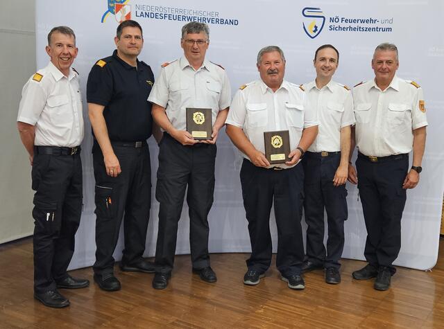 Alois Zaussinger-Roland Pachtner-Ploiner Friedrich-Sulzer Karl-Schuster Markus-Dietmar Fahrafellner. | Foto: BFKDO Tulln