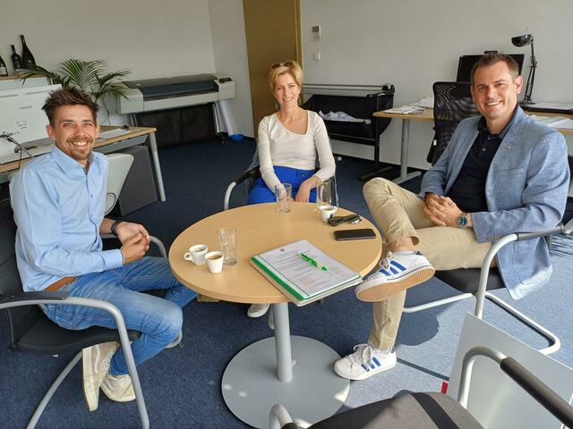Bmstr. Rudolf Haider mit EPU-Sprecherin Daniela Jagschitz und Regionalstellenleiter Florian Schober. | Foto: Wirtschaftskammer Burgenland
