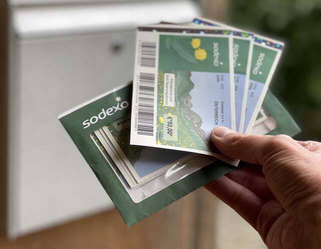 Die Staffelung der Auszahlung beruht auf der sogenannten "Urban-Rural-Typologie" und den Güteklassen für den öffentlichen Verkehr. Dabei wird begutachtet, wie gut Öffis in einer Gemeinde verfügbar sind.  | Foto: Sodexo