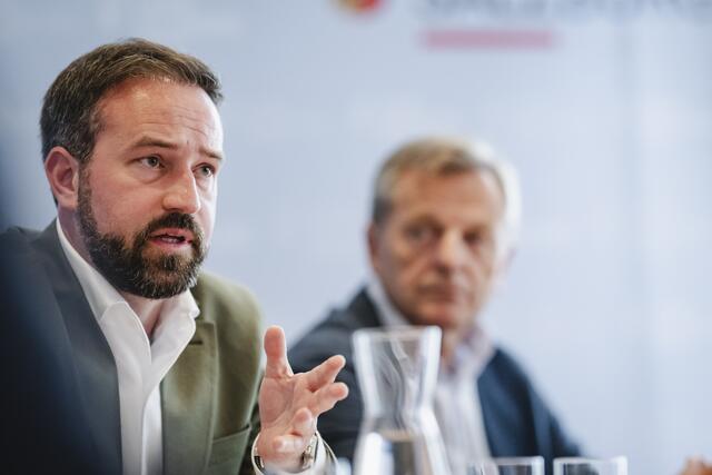 „Wir werden mit dieser Maßnahme Vorbild für viele Regionen in Europa sein und wir senden damit ein wichtiges Signal aus“, betont Landeshauptmann-Stellvertreter Stefan Schnöll. | Foto: Land Salzburg/Neumayr/Schaad