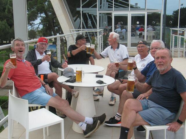 Tennis Tage zur Saison Vorbereitung 2024 in Umag...!!
Ausklang nach dem Training....!!
