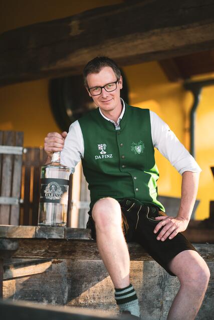 Obstbauer, Winzer und Edelbrand-Spezialist: Peter Bäuchel aus Mooskirchen | Foto: Da Finz