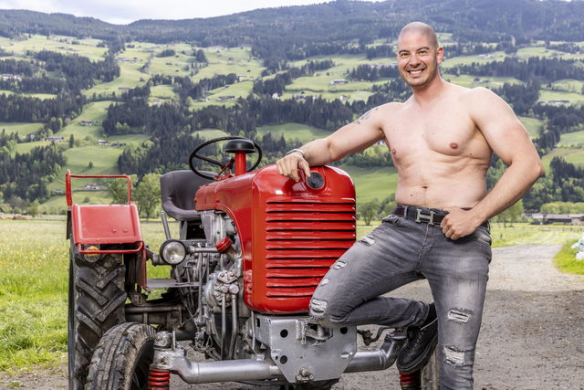 Lukas aus dem Zillertal ist bei der neuen Staffel von "Bauer sucht Frau" dabei.  | Foto: ATV/Joyn