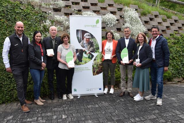 Familie Habernig konnte die Green Care Auszeichnung entgegennehmen.  | Foto: Marktgemeinde Liebenfels