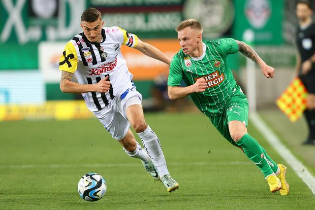 Torlos war es am Freitagabend beim Topspiel Rapid gegen LASK. Philipp Ziereis (l.) im Duell mit Isak Jansson. | Foto: Thomas Haumer / EXPA / picturedesk.com