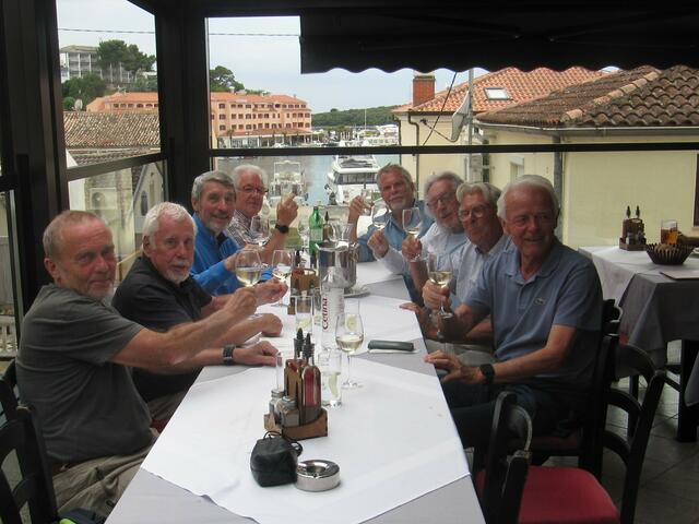 Tennis Tage zur Saison Vorbereitung 2024 in Umag...!!
Einkehr am Ausflugs-Tag...!!