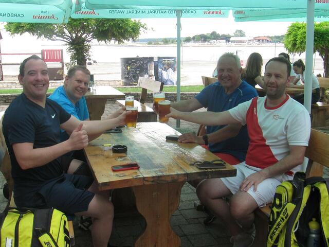 Tennis Tage zur Saison Vorbereitung 2024 in Umag...!!
Ausklang nach dem Training....!!