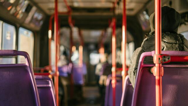 Für Busfahrerinnen und Busfahrer ändert sich künftig die Streckenführung der Linie 4 in Leoben. | Foto: Ant Rozetsky / Unsplash