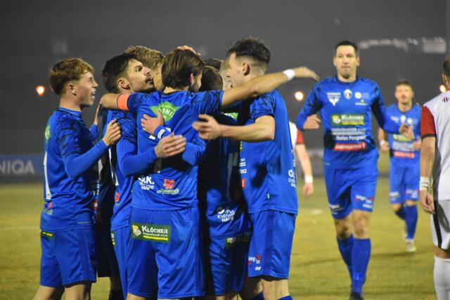 Die SV Klöcher Bau Oberwart holte einen 2:0-Heimsieg gegen Marchfeld. | Foto: Michael Strini