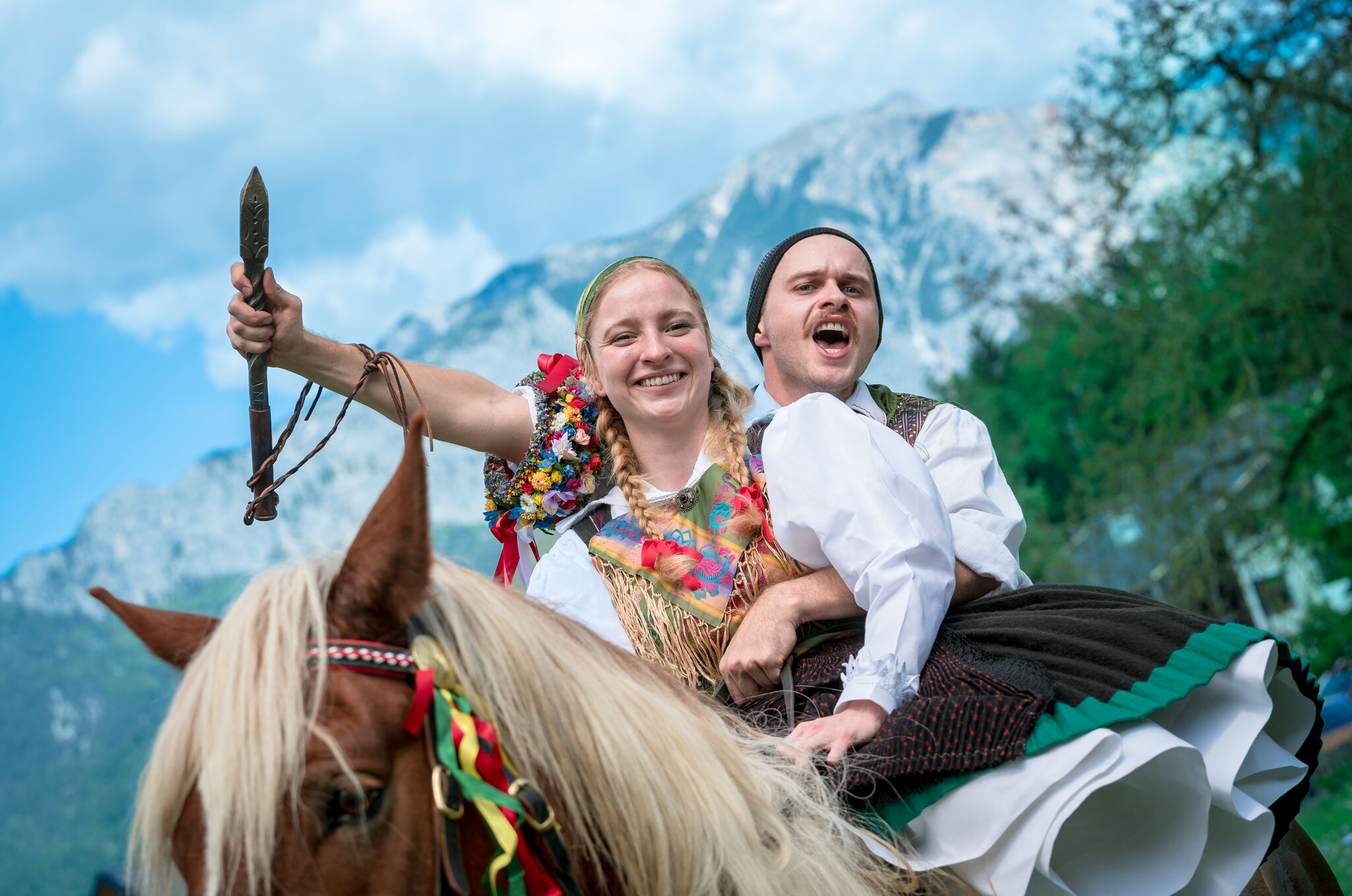 Große Bildergalerie Kufenstechen in Feistritz Gailtal
