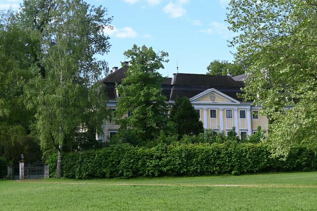 Schloss Hoyos , Ansicht vom Park