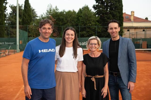 TC Bad Ischl Obmann Roland Lechner, Stadträtin Marija Gavric und Bürgermeisterin Ines Schiller mit dem Gastgeber aus Opatija, Bürgermeister Fernardo Kirigin. | Foto: Marija Gavric/Facebook