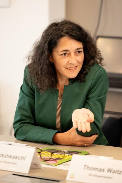 "Ein starkes, ökologisches Europa ist unsere Chance für eine bessere Zukunft. In Zeiten globaler Krisen und politischer Spannungen müssen wir unsere Überzeugungen besonders laut artikulieren", betonte die Chefin der steirischen Grünen Sandra Krautwaschl. | Foto: Nikola Milatovic