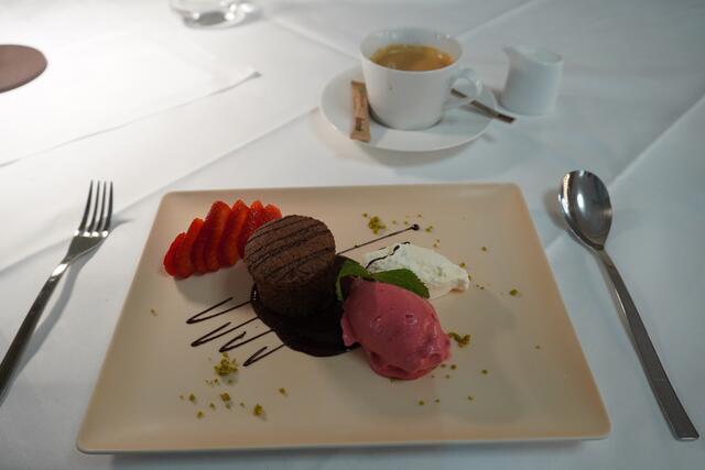 Eine großartige Nachspeise rundete das Menü ab. | Foto: Emanuel Hasenauer