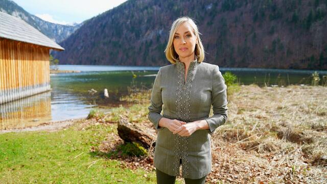 Moderatorin Nadja Bernhard begibt sich im Film „Johann von Österreich – Auf den Spuren des Steirischen Prinzen“ auf einen Streifzug durch die Steiermark und erkundet die Wirkungsstätten von Erzherzog Johann. | Foto: RANFILM