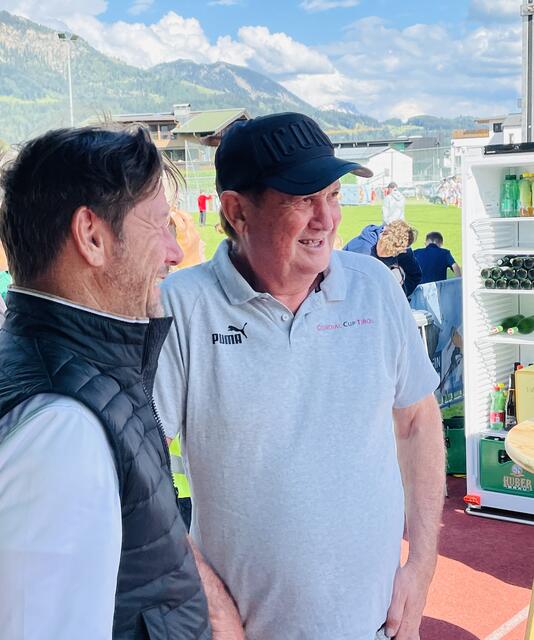 Spaß beim Finale: Bgm. Stefan Seiwald und Hans Grübler. | Foto: Kogler