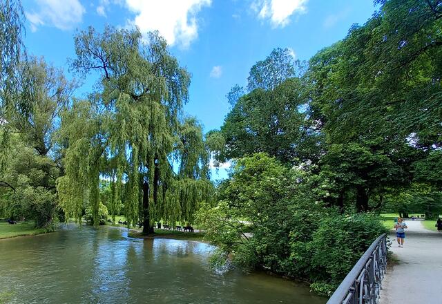 Englischer Garten  | Foto: H.Bachinger 