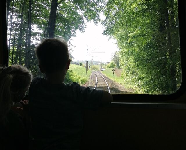 Für die Kinder ist eine Fahrt mit der Gleichenberger Bahn ein Erlebnis. | Foto: Archiv