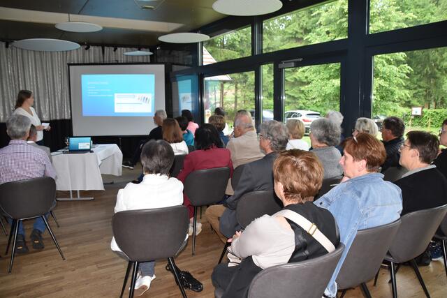 Zahlreiche Besucher lauschten dem Vortrag. | Foto: Michael Strini