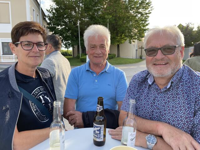 Ulrike Wandl, Josef Bandion und Wolfgang Linauer sind inzwischen 10 Mal dabei in Gerersdorf.  | Foto: Martina Schweller