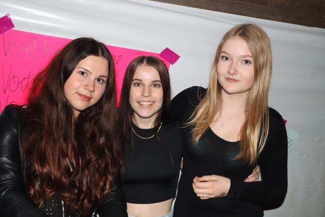 Anna-Maria Stromberger, Valery Drobesch und Diana Liebhard | Foto: Christopher Polesnig