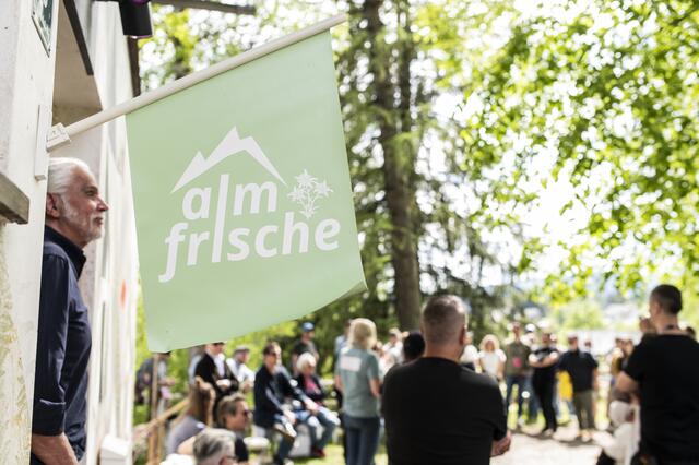 Die "Almfrische" kehrt zum  Beispiel bei der Absteige zur bärtigen Therese in Trahütten ein. | Foto: miriamraneburger