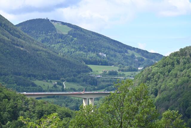 Hirschenkogel und S6