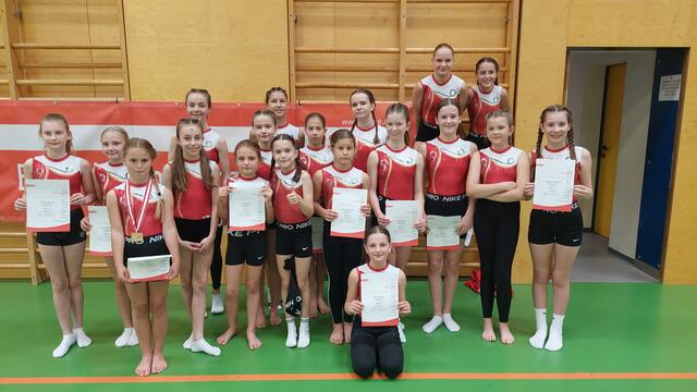 29 Turnerinnen und Turner aus Mattersburg versuchten ihr Glück bei den Bundesmeisterschaften. | Foto: ASKÖ Kunstturnen Mattersburg