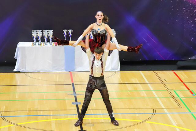 Valentina Nagl &amp; Valentin Häusler siegten bei den Juniors | Foto: Iris Bloder
