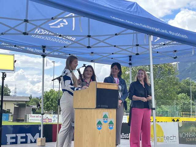 Der Tag der offenen Tür des Jugendtreffs Bruck zog viele Besucher an. | Foto: Magdalena Pfeffer