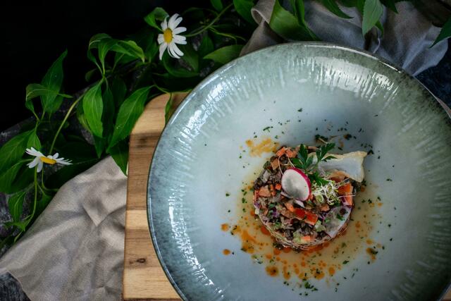 Linsensalat mit Stangensellerie und Karotten (vegan) | Foto: Julia Liedl, BEd