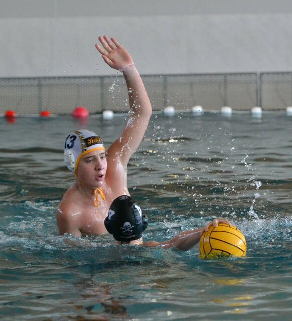 Die jungen Wasserballer in Action. | Foto: ASV Wasserball