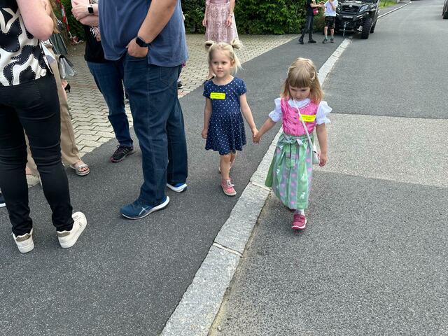 Auch die Jüngsten ließen sich den Kirtag nicht entgehen. | Foto: Gemeinde Marz