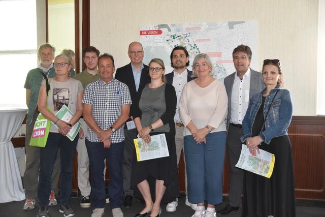 Die Gemeinde präsentiert die Pläne für die "Perlenkette" | Foto: Preineder