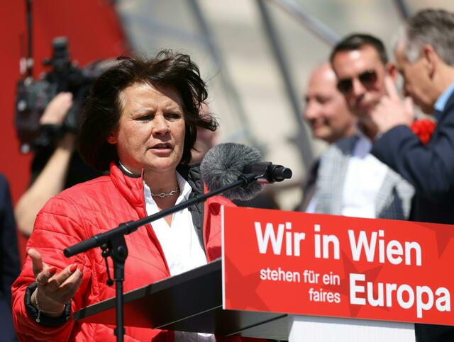 Renate Anderl wurde am Dienstag als AK-Präsidentin wiedergewählt. Sie erhielt rund 85 Prozent der Stimmen. (Archiv) | Foto: FLORIAN WIESER / APA / picturedesk.com