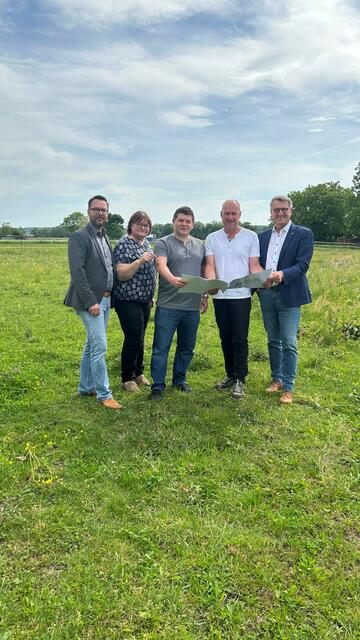 OSG-Bauleiter Bmstr. DI Jörg Ringhofer, Arch. DI Hildegard Blasch, Bürgermeister Emmerich Zax, Vizebürgermeister Hansjörg Schrammel, OSG-Obmann KommR Dr. Alfred Kollar | Foto: OSG