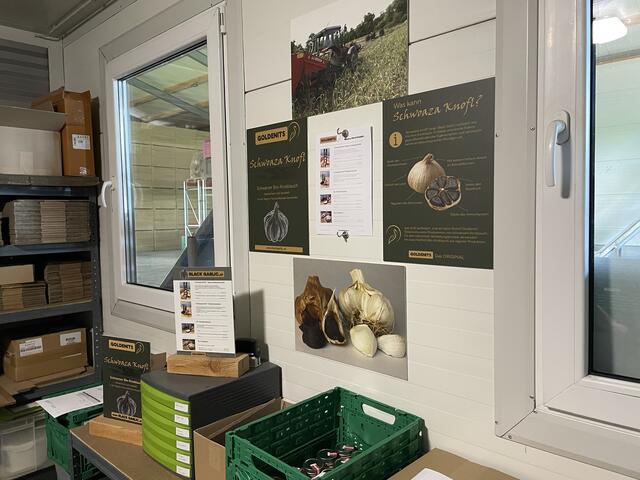 Seit 2010 wird der Black Garlic am Biohof Goldenits verarbeitet. | Foto: Kathrin Santha