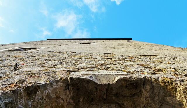 Bild 1: Torturm - Eingangsbereich | Foto: © Silvia Plischek